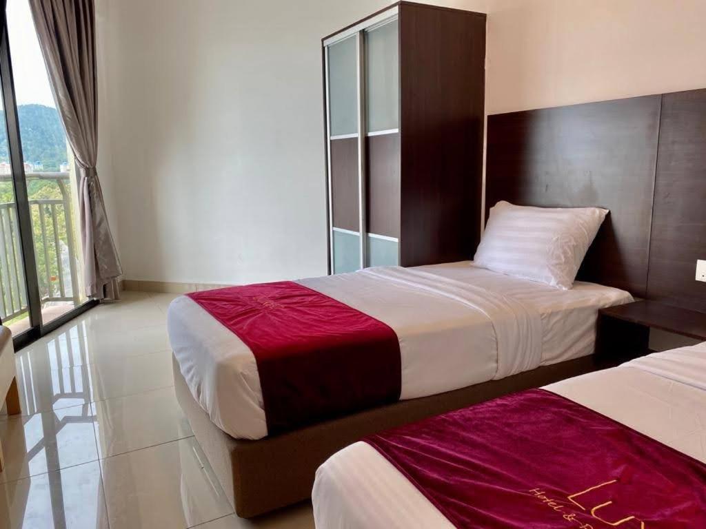 Marina Heights Hotel Residences Lumut Exterior photo
